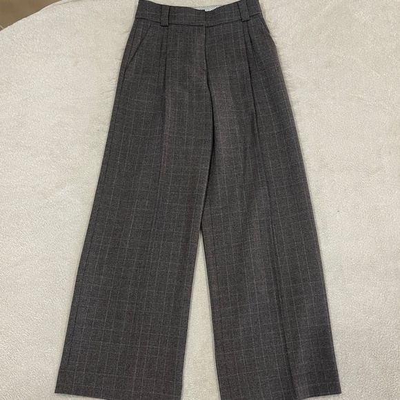 Gray Wide-Leg Women's Pants - Picture 1 of 13